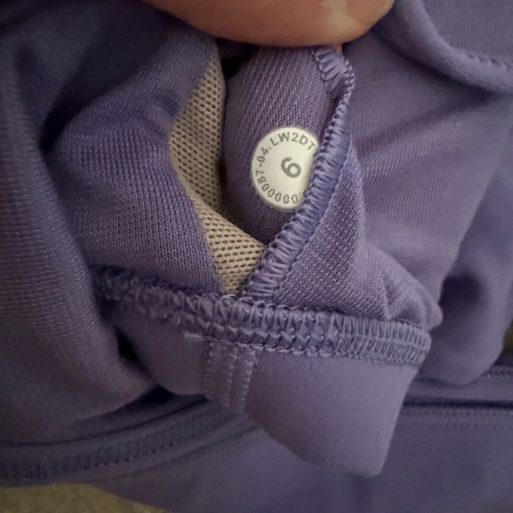 Lululemon Bra - Picture 5 of 5